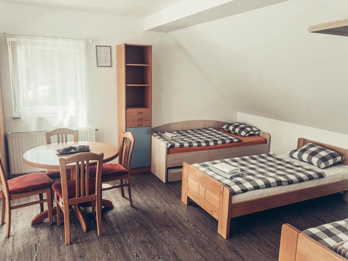 Apartment And Rooms Maraton クランスカゴーラ エクステリア 写真