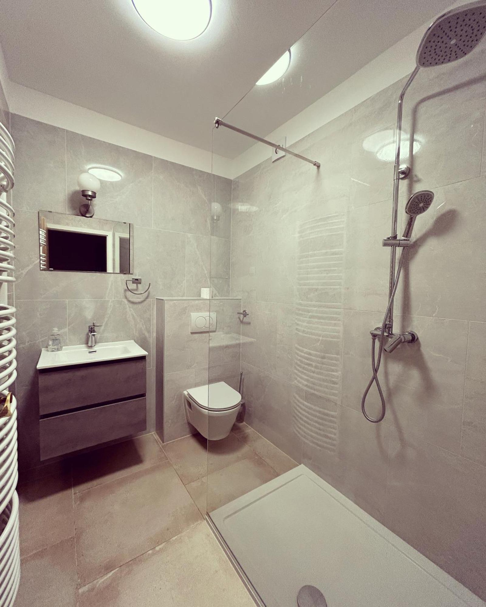 Apartment And Rooms Maraton クランスカゴーラ エクステリア 写真